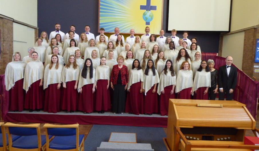 Maureen Hunter Singers in concert