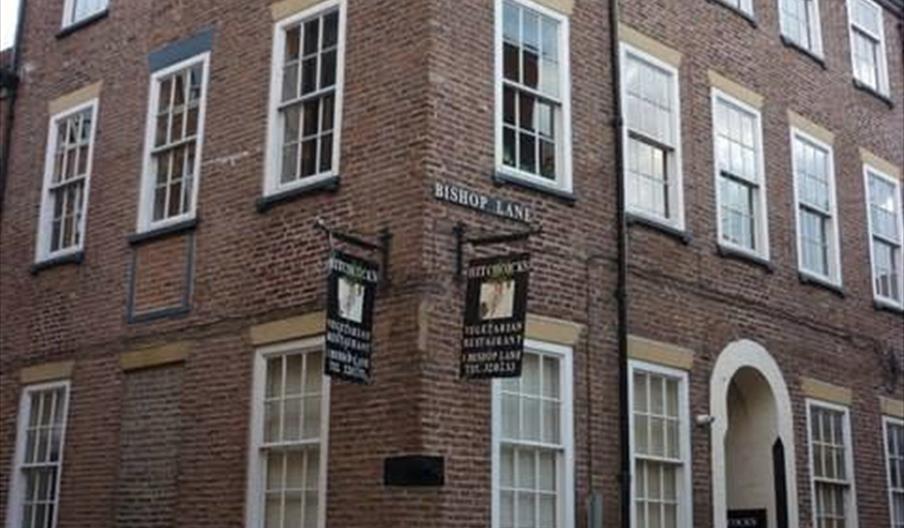 Exterior of Hitchcock's Vegetarian Eatery.